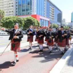Cape Field Artillery Pipes & Drums with Drum Major Bill White leading the parade